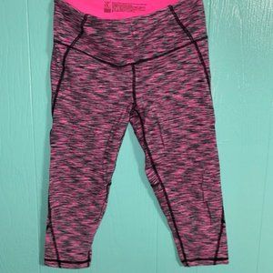 Victoria's Secret Knockout Crop Legging